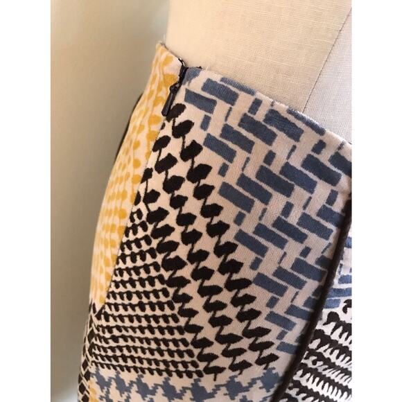 Maeve Anthropologie Womens Multi-Color Print Velvet Pencil Skirt Size 2 - Picture 6 of 7